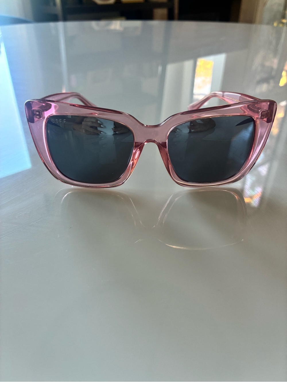 Diff Eyewear Pink Frame Sunglasses with Dark Lenses